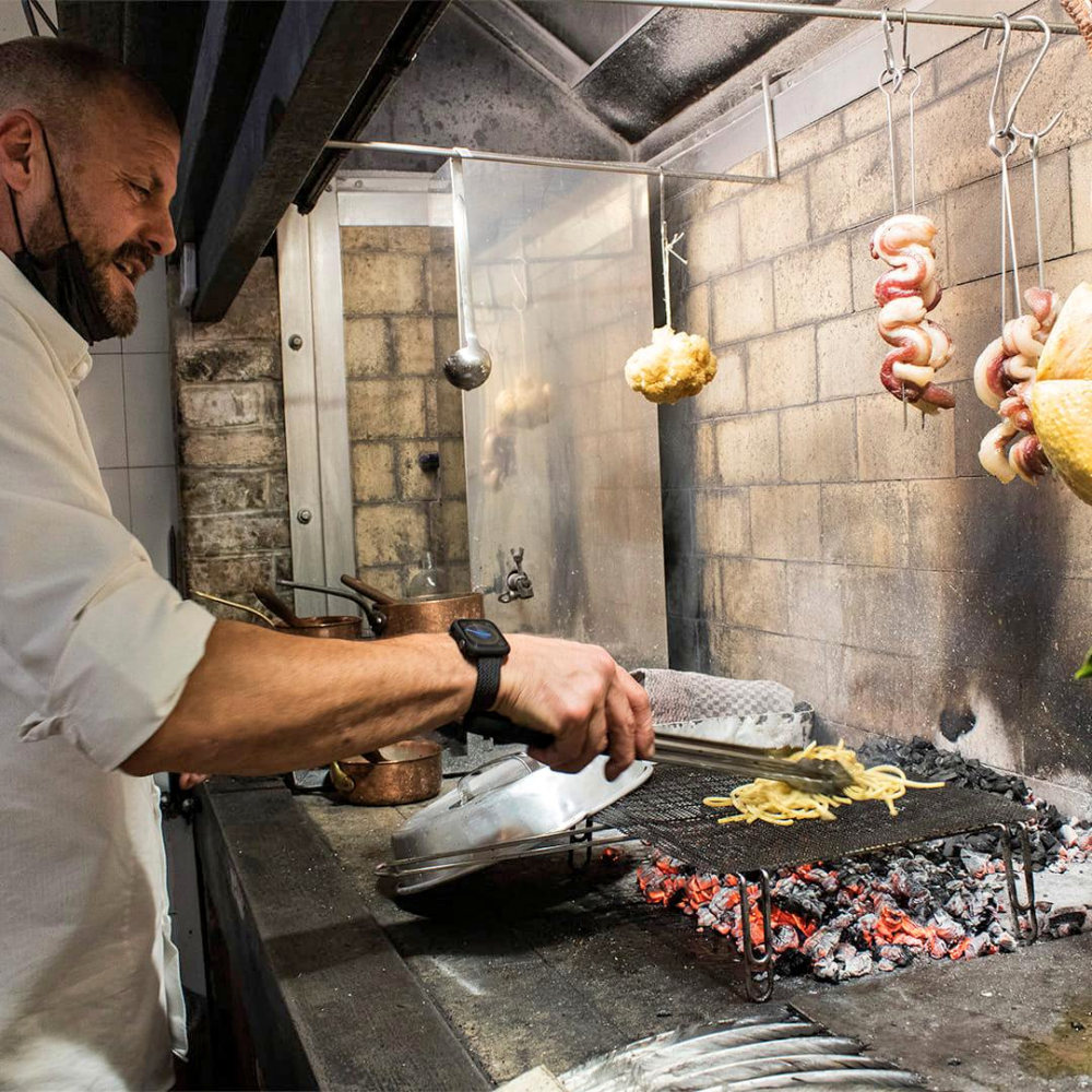 Errico Recanati e la sua cucina alla brace